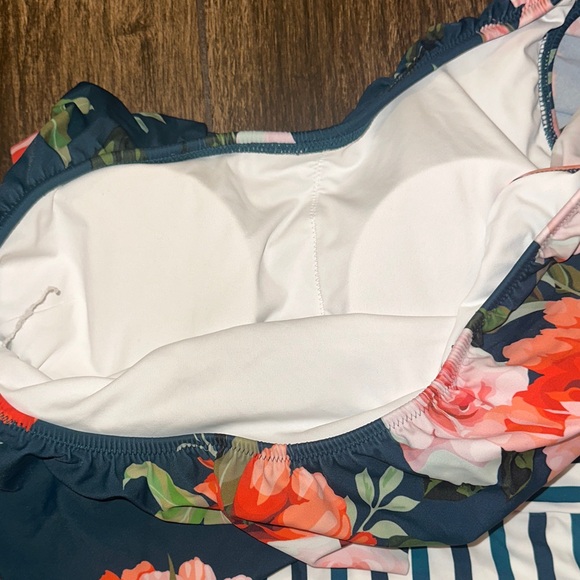 Floral & Stripe One Piece Swimsuit Large Dark Teal Ruffle Shoulder - Picture 7 of 7